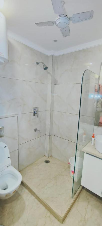 Vinanda Home Stay Нью-Дели Экстерьер фото